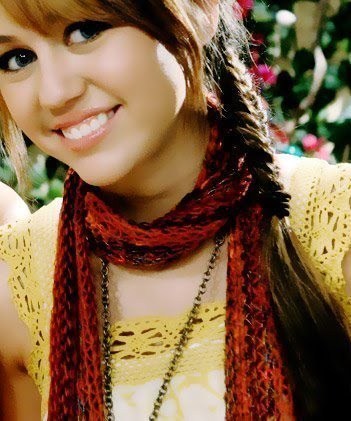 Selena's coolbut Miley is the best of all
