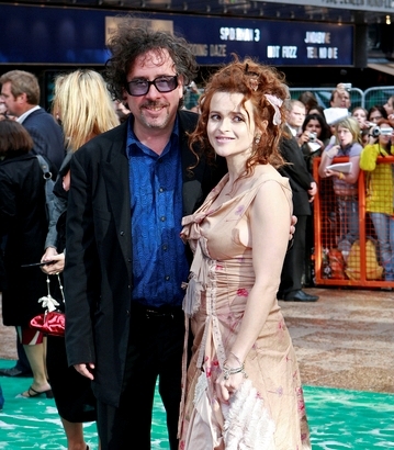  Tim burton and Helena Bonham Carter <3 <3 <3 She's so beautiful