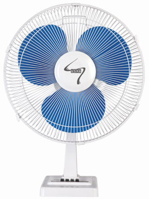  Yes I will fan you: Here tu go, rotating escritorio fan with 3 speed settings... the best fan tu can get. :)
