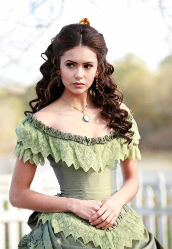  Nina as Kathrine from "the vampire dairies"