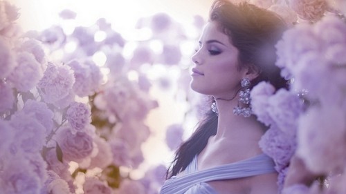  affcourse it will be selena gomez she is so cute!!!!!!!!!!!!!!