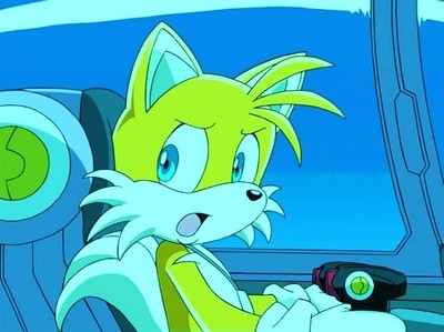  sonic (of course) shadow (hot!) silver( i Liebe him) Tails (softy) knuckles (i think hes rude) Scrooge (I don't know how in the world to spell his name). i think tails is saying shut up! I'm just guessing But I'm a sonic fuchs Fan