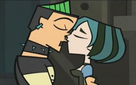  Duncan and Gwen from Total Drama World Tour.