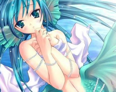  a mermaid.because i Cinta sea and mermaids!