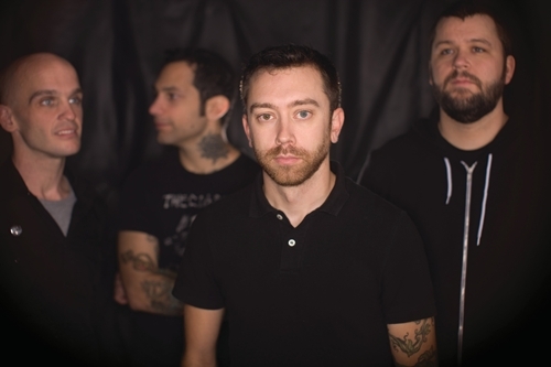  Rise Against <3 if あなた like it 登録する in this club http://www.fanpop.com/spots/rise-against