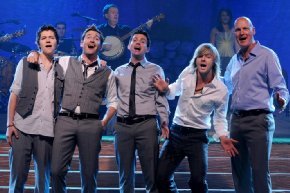 FIRST SITE I JOIN HERE ON FANPOP WAS CELTIC THUNDER, BEST IRISH GROUP EVER ON THIS PLANT!