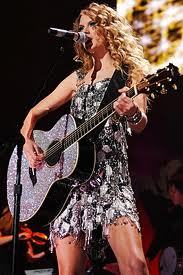 This Is my pic of Taylor Swift all glammerous!!!!!!!!!