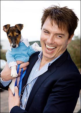  Perhaps the ever sexy and awesome John Barrowman can help elaborate on this point: “My parents have always brought us up to believe that sex and sexuality are something to be proud of, and আপনি don't have to flaunt it if আপনি don't want to. People don't walk around with a banner saying they're straight, so why should I walk around with one saying I'm gay? I understand there are people who want to and need to make that statement, and I appreciate that, but don't come down on me because I'm not one of them.”