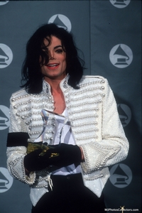  I amor them all... every single one of them. I have one that is kinda inspired por one MJ wore... They are just so cool. This is one of my favoritos