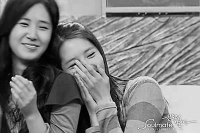  This is my fave pic of Yuri and Yoona. Because it's shows their closeness to each other.