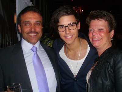  this is a pic from eric with his parents walid & marlene but i'm not really sure of it's his real mother