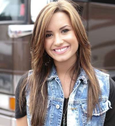 Post A Pic Of Demi In Blonde Or Brown Hair Demi Lovato Answers