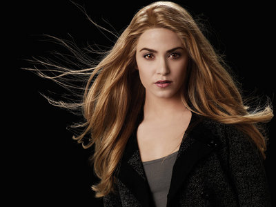  I think they are all worth of living forever , but i would choose rosalie , because she never wanted that kind of life