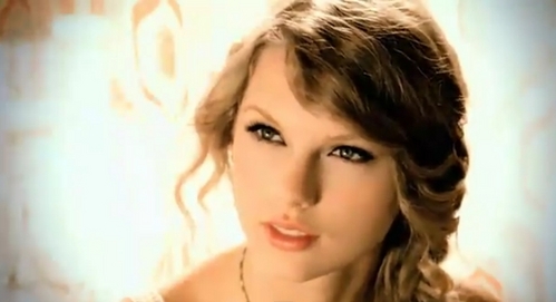  Here is a screencap I took of her in the Mine musik video :)