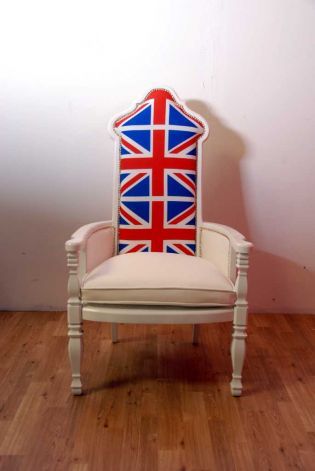  American. But I will be British one giorno :) & I'll also own this epic chair! XD