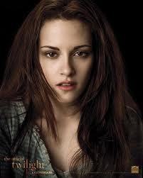  I think Bella (kristen) looks beautiful in this one