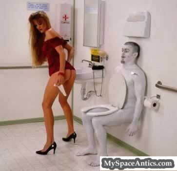  I don't '' like '' toilets. It's just something I have to use... However, I don't like white-painted-people creepy ones. O_O