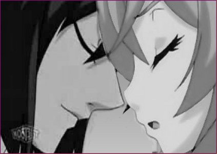 Of course Shun! They obviously love each other!! They make a lovely couple!! They belong for each other! Don't people see? It's very obvious! Not only the wiki says it, but it's also shown. Tere are hints of him and Alice everywhere around season 1! Who else is there for Shun or Alice? No one! ShunxAlice4EVEEEE!!!