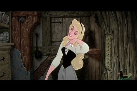  Does anyone know where I can find good Sleeping Beauty screencaps?