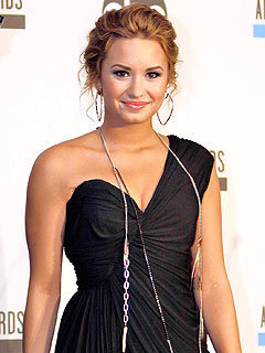  i just luv this pic of demi........