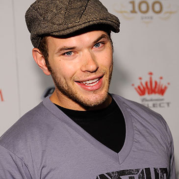  Emmett to be honest, as hot as Kellan Lutz is and everyone loves him,they described him differently in the book with curly hair rather then short so it was kind of strange that they casted Kellan Lutz