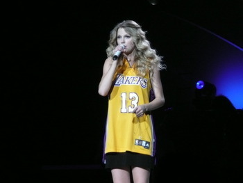  mine her lakers jersy is 13