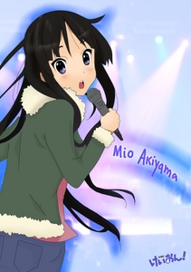  MIO AKIYAMA WITH A MICROFONE