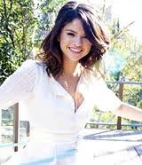  This a pic of Selena Gomez hula hooping :)