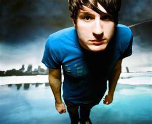  i feel like i have answered this questoin repeatedly but... ♥Owl City♥