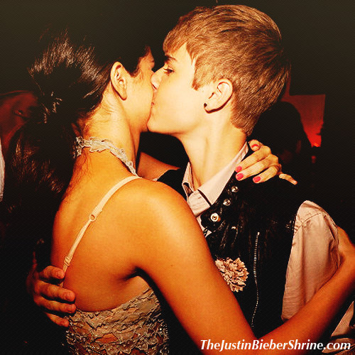 No he is not !! If he is gay then why does he have a girlfriend ( Selena ) ??