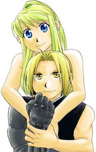  Winry and Ed hugging. C: