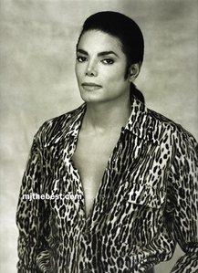  i sure do thats sexy, and i totaly agree with u, he is so gorgous in the dangerous era!!!!!!!