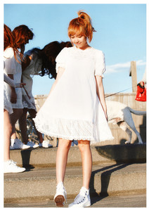 this one :)
She looks like an angel in this white dress ♥
Hope u like it 