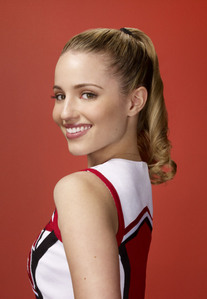  I don want Quinn and Rachel to graduate :)If they do I will cry I 愛 her voice to