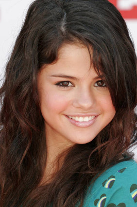  Selena Gomez...