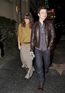 is lea and chris dating?