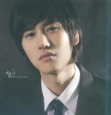  No Other than KYUHYUN!!! Of Course<<<3>>> Kyuhyun is so cOol and Handsome!!!