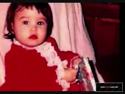  POST A CHILDHOOD PIC OF DEMI LOVATO