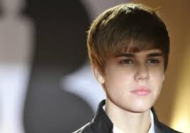  if justin bieber asked u out, would 당신 go out with him?