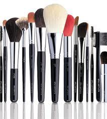  Yeah all fans-where do toi like to buy your make-up brushes