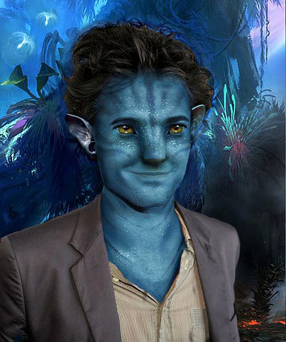 Hey guys this is Robert Pattison in the "AVATAR"look,what do u think about it??