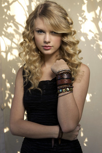 find the prettiest picture of taylor you can.