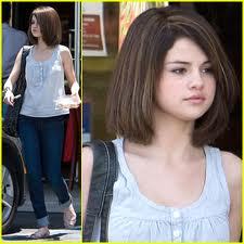 Post a pic of Selena Gomez without make up :)
