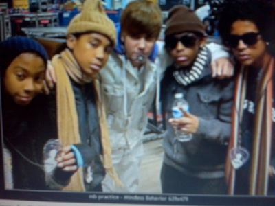 post a pic of mb with jb