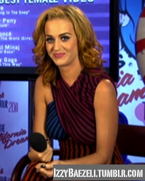  What do tu think of Katy's new blond hair?