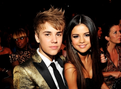 post a pic of selly and justin in bet  #1=19props #2=10 props  #3=3 props