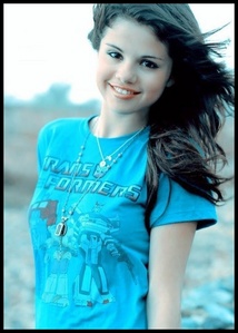 Post A Beautiful Picture Of Selena Gomez!