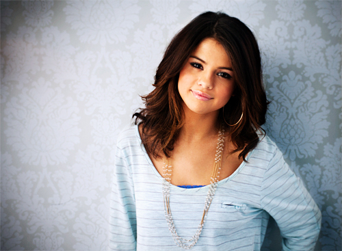  POST A REALLY PRETTY または CUTE PIC OF SELENA GOMEZ!! DEADLINE JULY 31ST