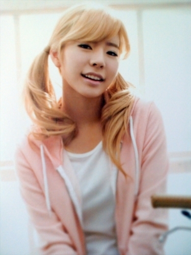 Contest Post Your Favorite Idol With Blonde Hair Kpop Girl