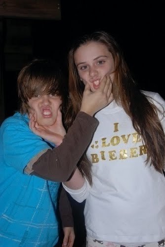 I Kno Justin Bieber Cuz Im Thee Real Caitlin Beadles Dats How You Meet Him ME N HIM